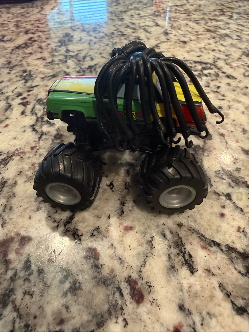 Cars Mater - Rastacarian - Picture 3 of 6